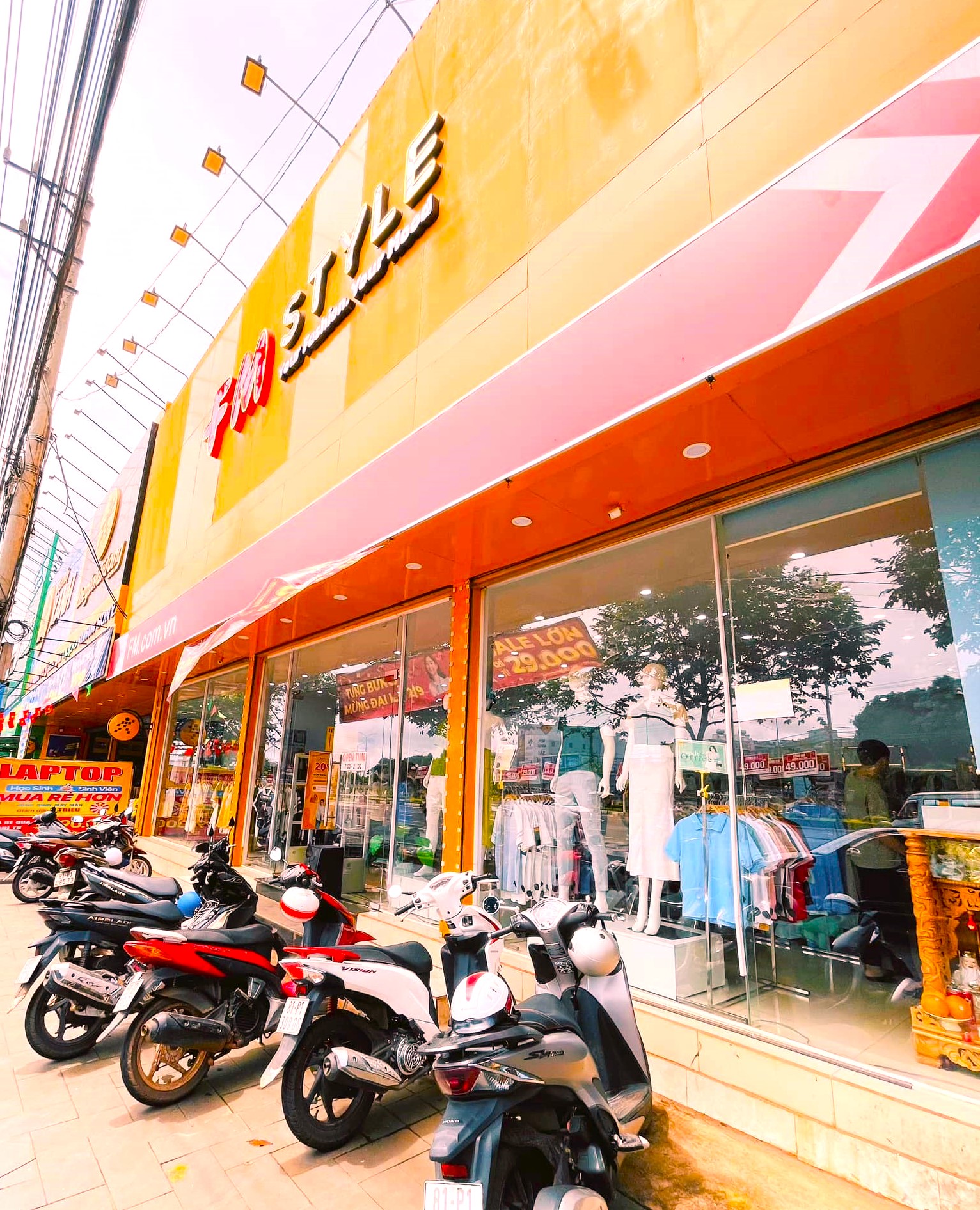FM Style Gia Lai, shop thời trang được săn đón hàng đầu - Top Gia Lai